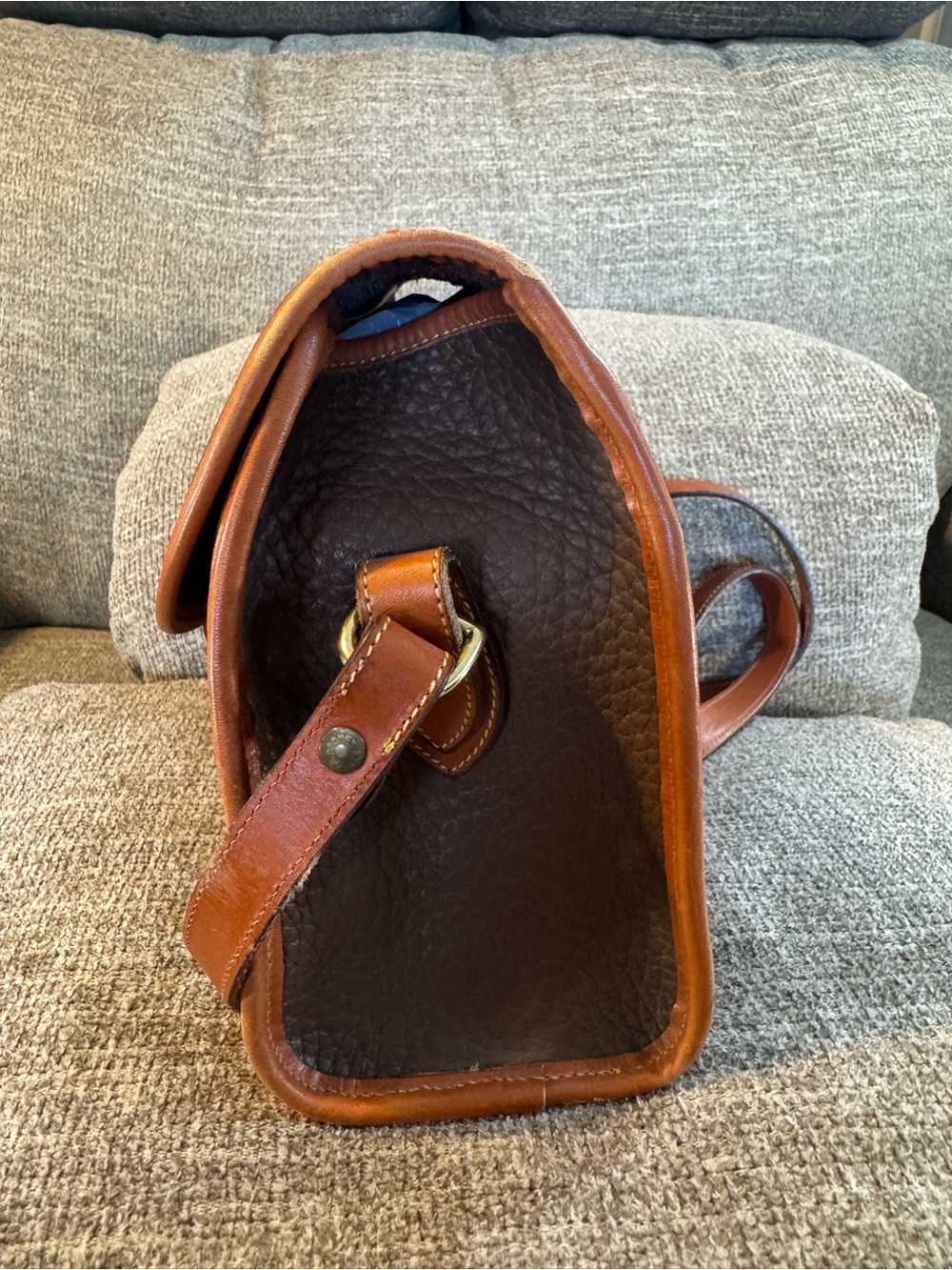 Vintage Dooney & Bourke Essex Crossbody All Weather Bag (10x8) - Picture 6 of 14